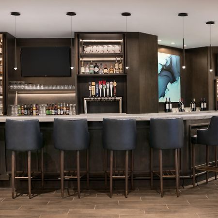 Hotel Crowne Plaza Philadelphia King Of Prussia Exterior foto