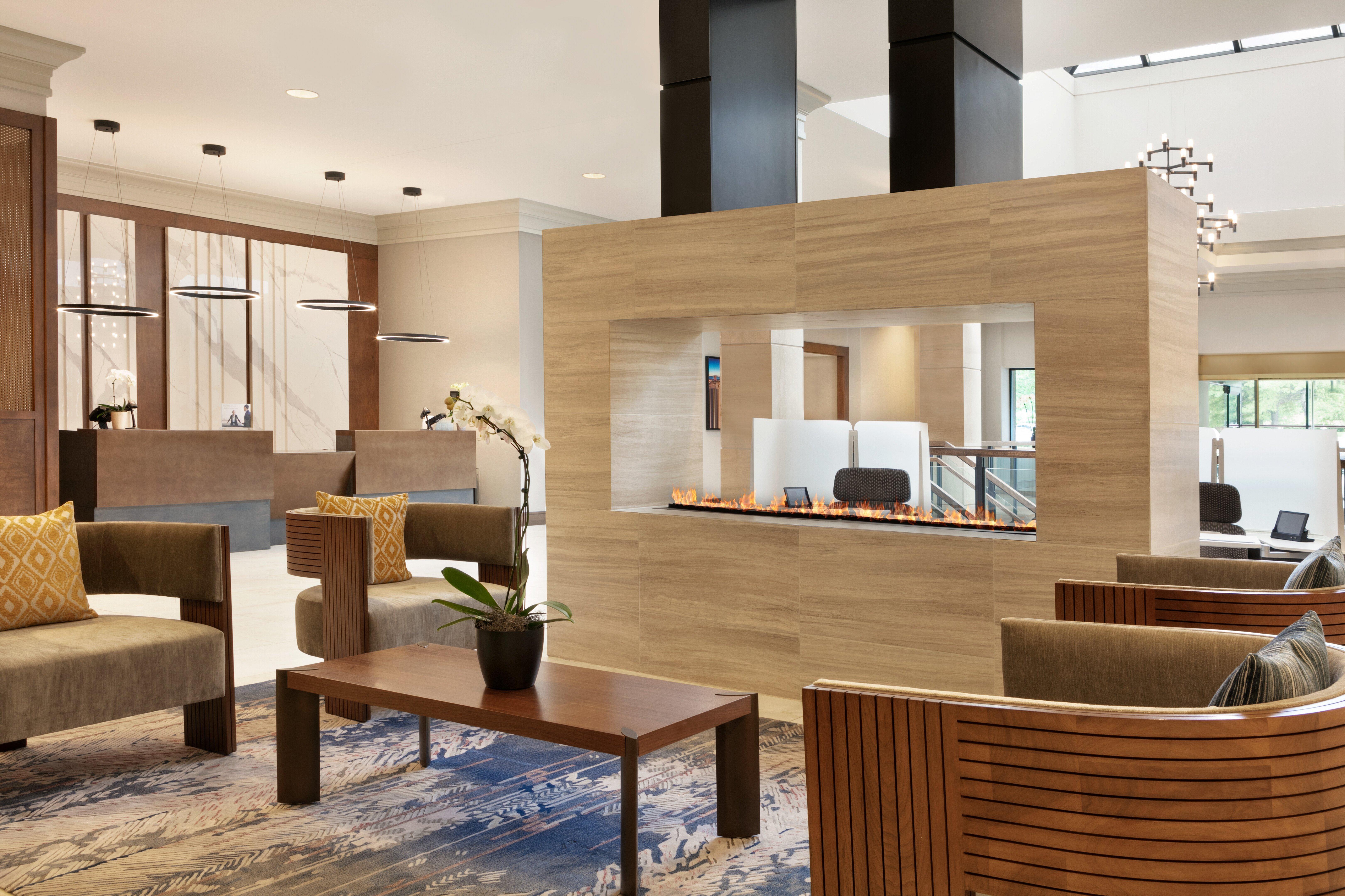 Hotel Crowne Plaza Philadelphia King Of Prussia Exterior foto
