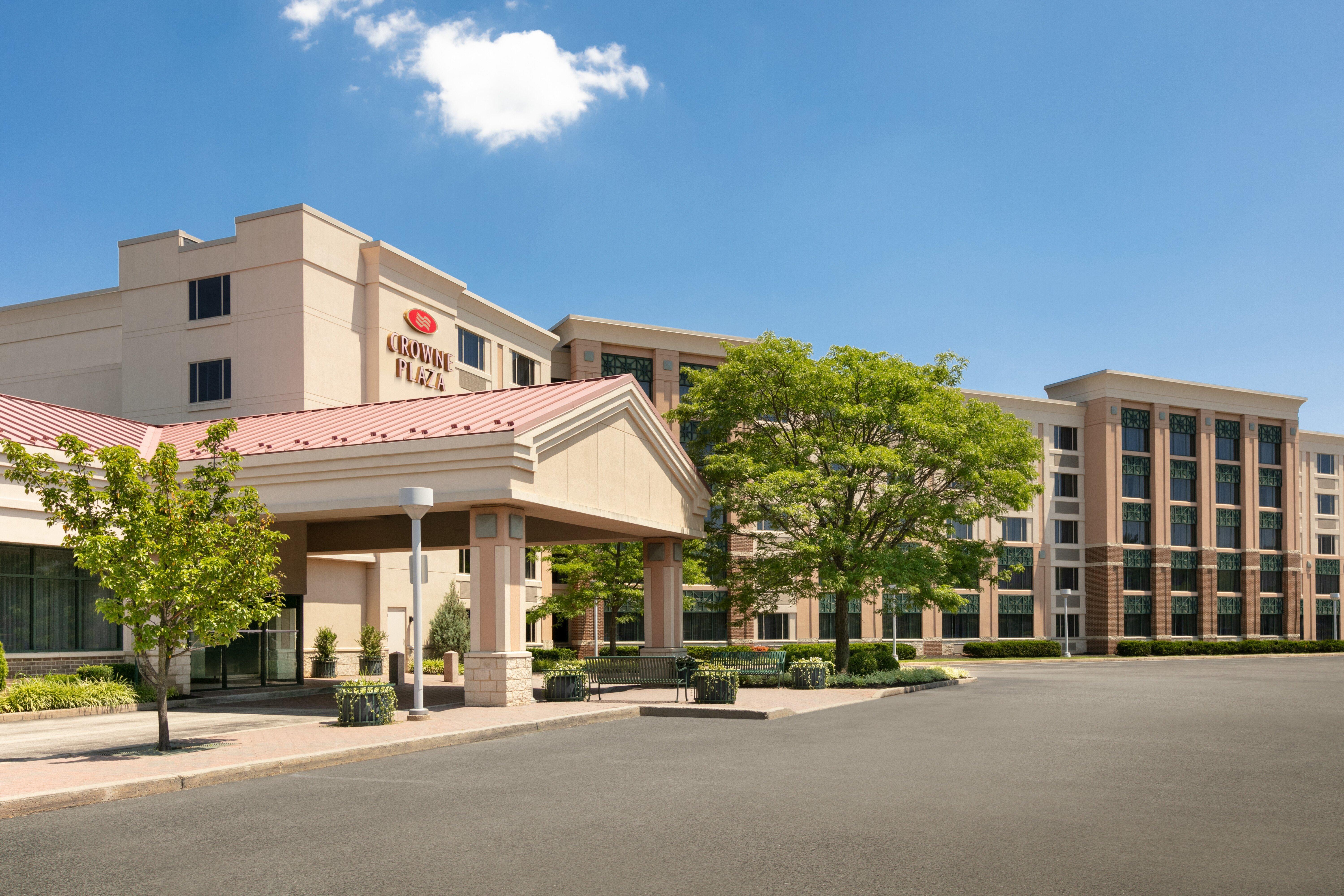 Hotel Crowne Plaza Philadelphia King Of Prussia Exterior foto